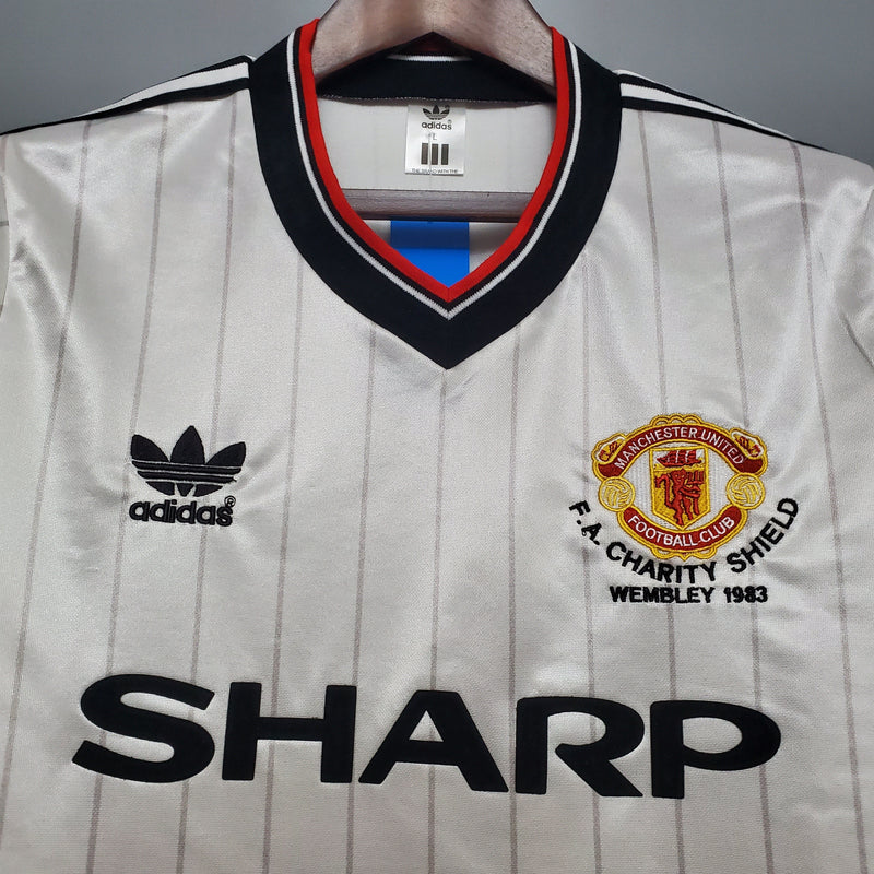 MANCHESTER UNITED II 1983 HOMBRE (RETRO) - TIENDA DEL JUGADOR