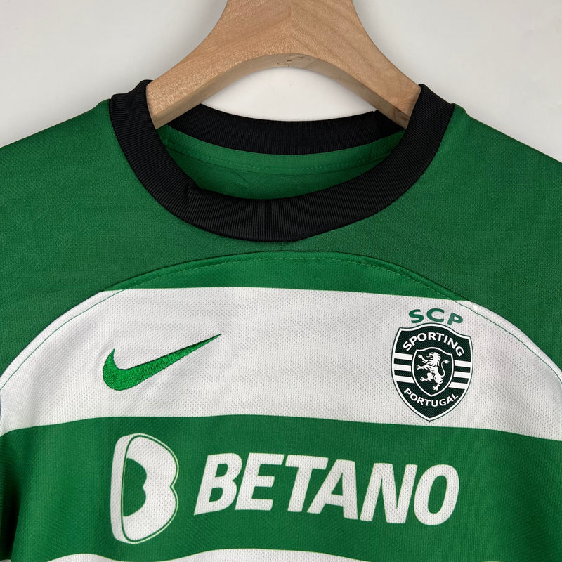 SPORTING LISBOA I 23/24 CONJUNTO INFANTIL - TIENDA DEL JUGADOR