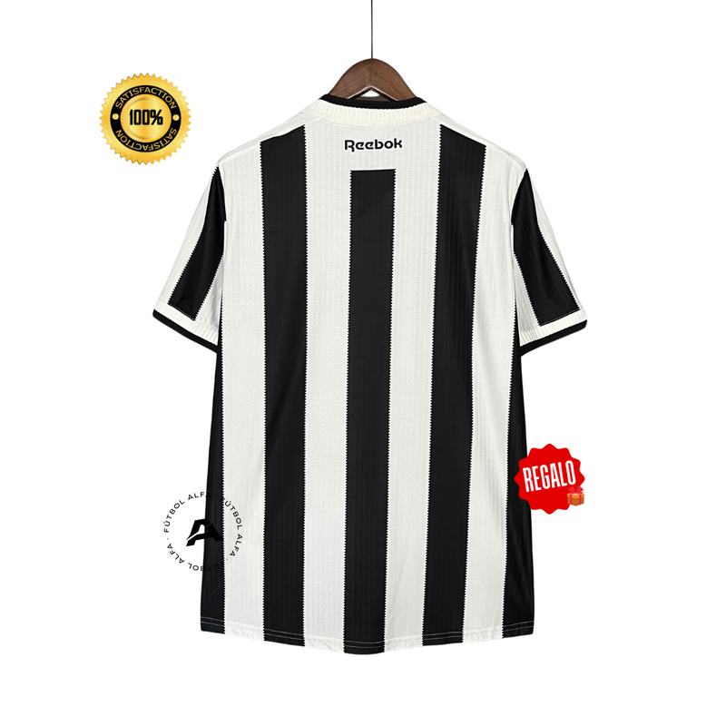 CAMISETA BOTAFOGO I COM 24/25 - COM PATCHS CAMPEÃO LIBERTADORES - HOMBRE