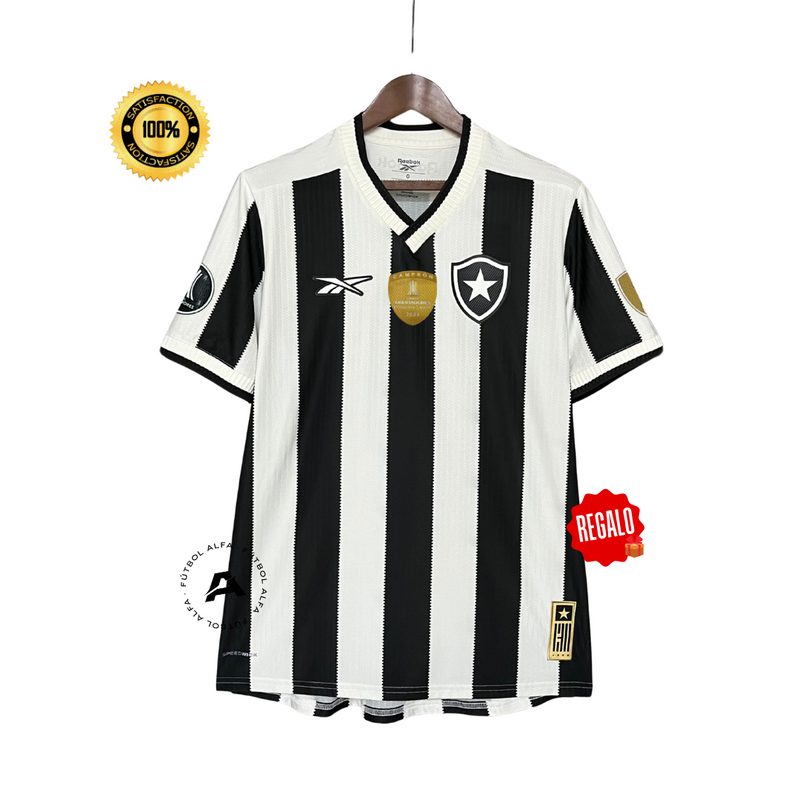 CAMISETA BOTAFOGO I COM 24/25 - COM PATCHS CAMPEÃO LIBERTADORES - HOMBRE